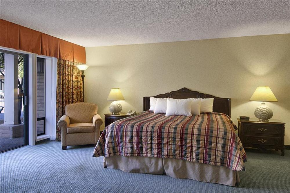 Red Lion Hotel Redding Værelse billede